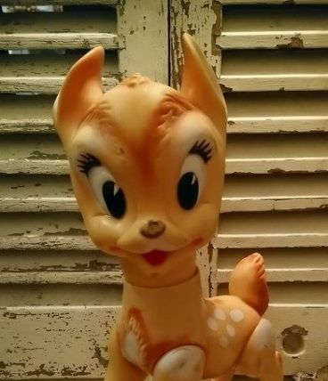 Jouet vintage Bambi ancien 1962 Walt Disney Production