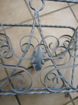 Porte-revues en fer forgé