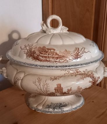 Soupière 