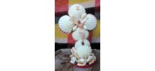 Lampe en coquillages ( le Christ) 