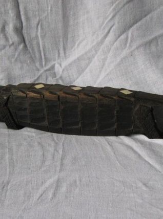 Ancien crocodile bois sculpté / Déco vintage