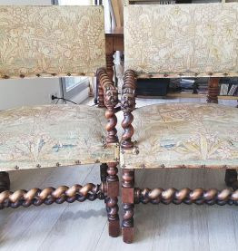 fauteuils de chateau anciens