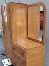 Armoire asymétrique