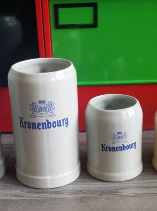 2 TRES BELLE SÉRIES DE CHOPE A BIERES  EN GRÈS 