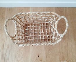 Panier rigide,en jacinthe d'eau