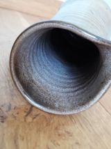  Vase en grès signé Fontgombault