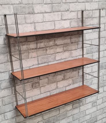etagere  string  bois  bonne etat pour son age montant fer c