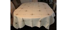 Nappe lin écru  brodée main et 12 serviettes assorties