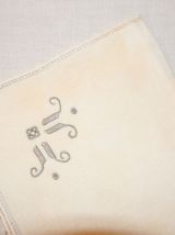 Nappe lin écru  brodée main et 12 serviettes assorties