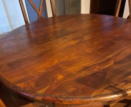 Table avec rallonge et 6 chaises en acacia massif