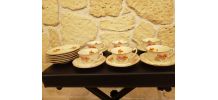 Service 6 personnes 6 assiettes  + tasses + soucoupes