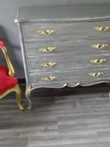 Commode style Louis XV patinée