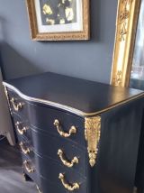 Commode style louis XV