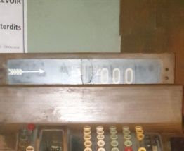 Ancienne caisse année 50