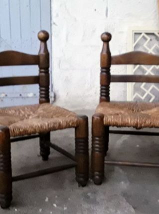Fauteuils brutalistes