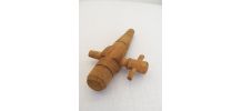 Ancien robinet en bois pour tonneau