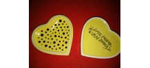 Kusama Yayoi Copyright signé trés rare Boîte en porcelaine p