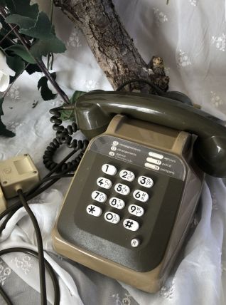 Téléphone a touches vintage