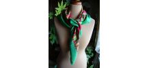 Foulard carré 100% soie Yves Saint-Laurent