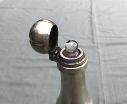 Flacon à eau de vie