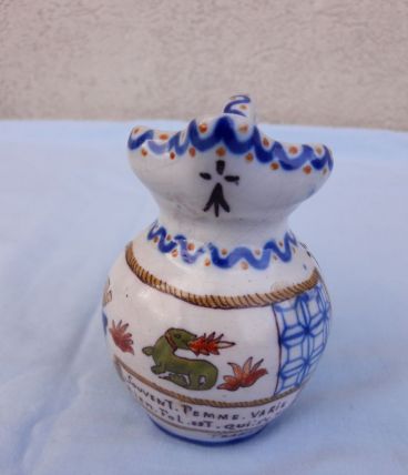 Ancien petit pichet pot à lait Desvres / Collection