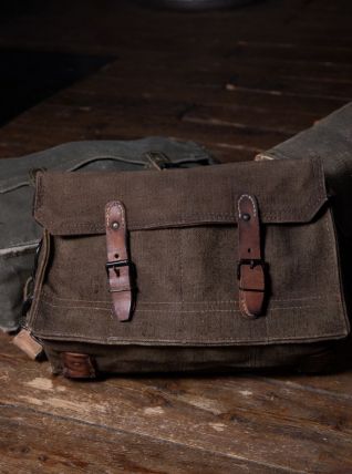 Ancienne besace militaire