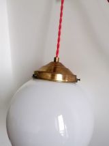 Suspension en opaline années 1950