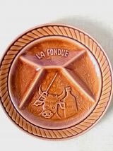 Paire d'assiettes à fondue Sarreguemines barbotine