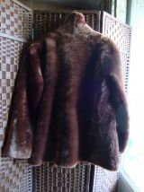 manteau veste en mouton doré  T 44