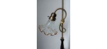 Lampe en laiton et tulipe en verre (style art déco)