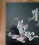 Tableau en laque noir avec Incrustations de pierres dures 