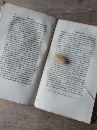 2 livres anciens 