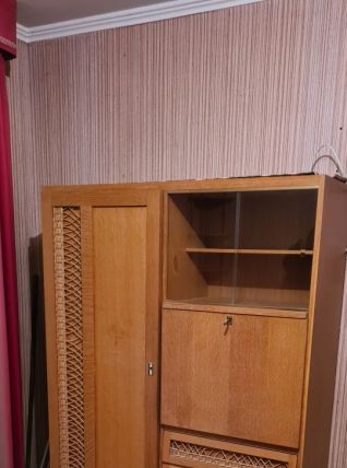 Meuble secrétaire armoire bois rotin vintage