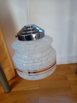 Lustre verre Clichy blanc filets dores