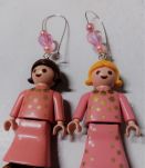 Boucles d'oreilles de fantaisie pendantes avec figurines de 