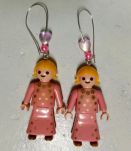 Boucles d'oreilles de fantaisie pendantes avec figurines de 