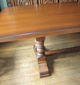 Table monastère