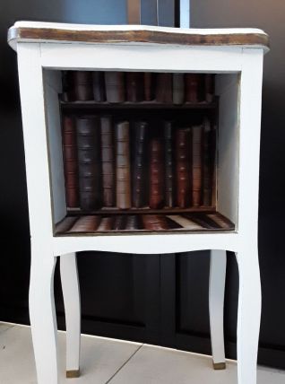 Chevet vintage peint déco livres