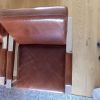 Paire de fauteuils cuir marron et chrome