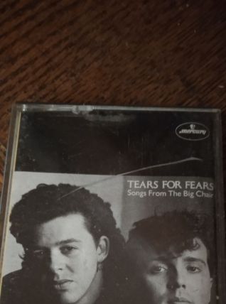  boîte de cassettes -  box of casettes tapes