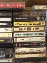  boîte de cassettes -  box of casettes tapes