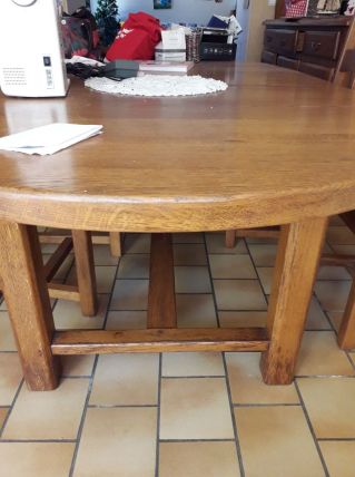 Table ovale en chene massif 