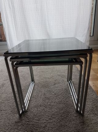 Tables gigognes BRABANTIA en verre fumé et acier chromé