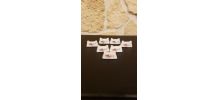 7 repose couverts en porcelaine motif fleurs