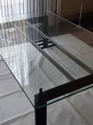 Table basse métal et verre fumé très desing