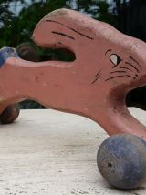 Ancien jouet à tirer en bois à roulettes animalier  lapin