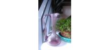 Jolie carafe en verre soufflé à la bouche rose (années 50)