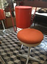 Coiffeuse de l'ère spatiale datant de 1950 - Barbarella