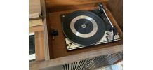 Meuble hifi vintage grunding des années 1970.