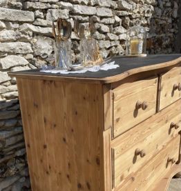 Commode